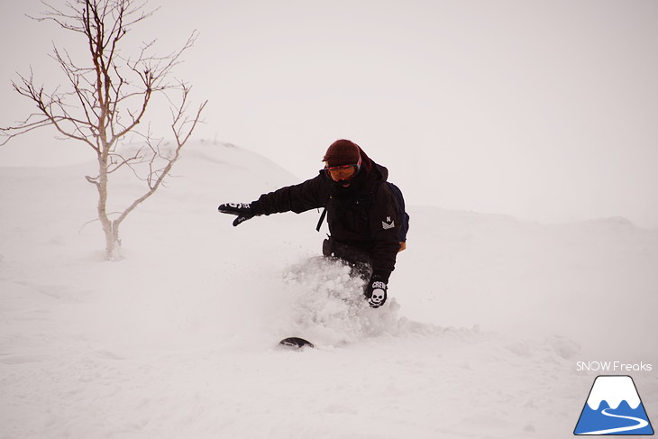 大雪山旭岳ロープウェイ 北海道最高峰でパウダーライド！